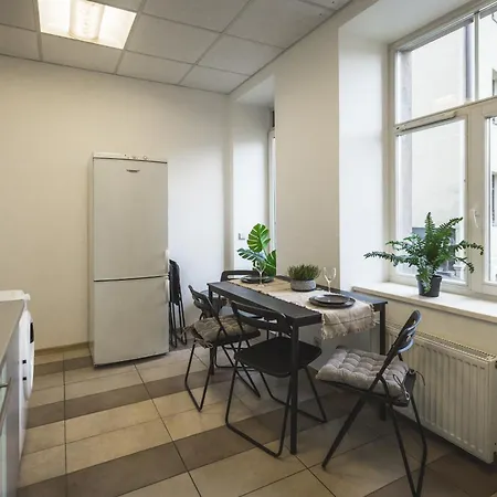 Lejlighed Beautiful 6-Bedroom Apartment In Riga In Latgales Iela 81