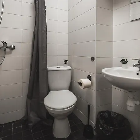 דירה Beautiful 6-Bedroom Apartment In Riga In Latgales Iela 81 *